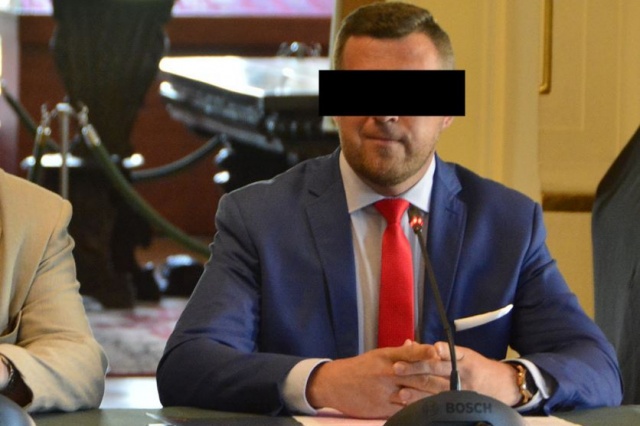 Jacek N. nie jest już wicedyrektorem departamentu w urzędzie marszałkowskim. Złożył wypowiedzenie