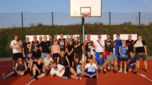 Zespół z Krakowa wygrał opolski turniej koszykówki ulicznej