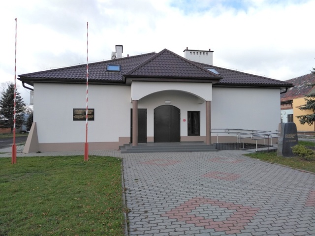 Mieszkańcy Łowkowic mają wyremontowaną salę wiejską. Korzystamy z każdej możliwości sięgania po dotacje