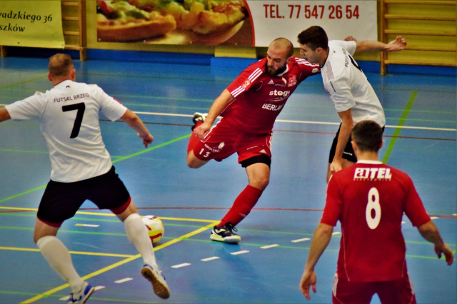 Futsal: Opolskie zespoły znów górą. Berland przysłużył się FT Brzeg