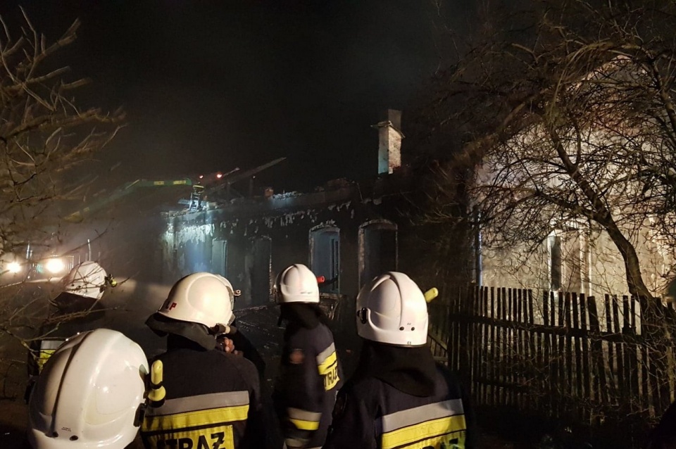 Pożar domu w Łaziskach - Bokowem [fot. Marcin Wycisło]
