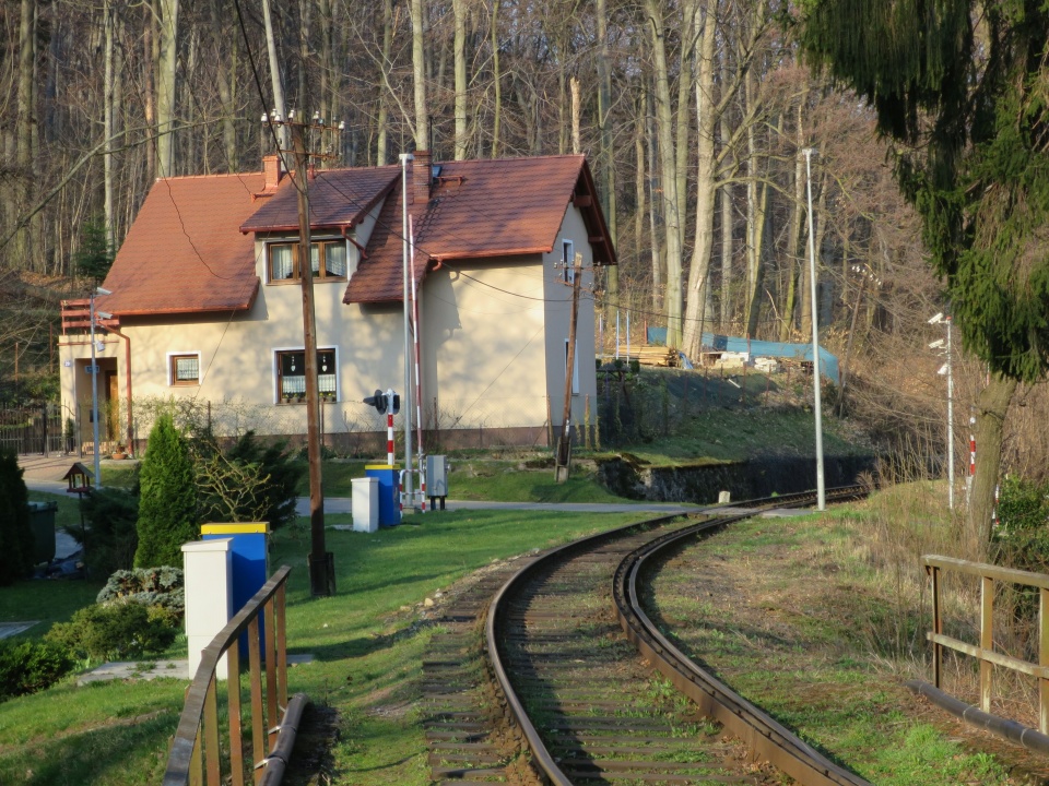 Przebiegająca przez Głuchołazy przygraniczna trasa kolejowa relacji Jesenik-Krnov [zdj. Jan Poniatyszyn]