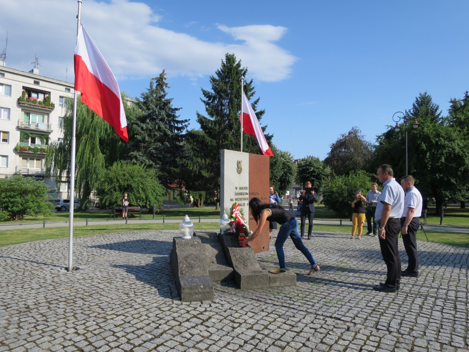 Pomnik Żołnierza Polskiego na Placu Wolności w Prudniku [zdj. Jan Poniatyszyn]