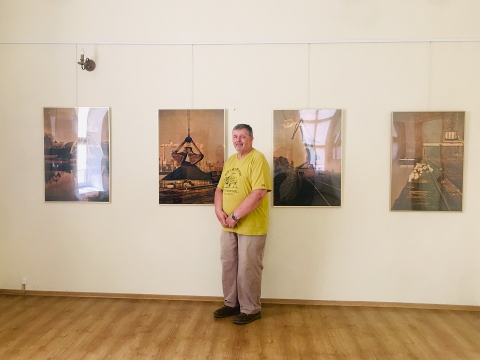 Dziewięciu autorów zrzeszonych w Fotoklubie Opole prezentuje swoje prace w Galerii WuBePe [fot. Wiktoria Palarczyk]