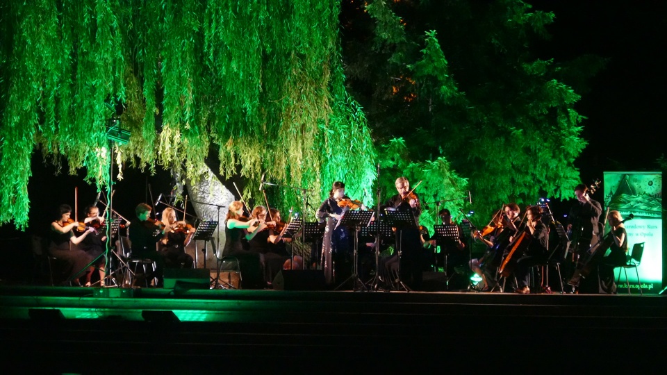 Koncert nad Stawem Zamkowym w ramch XXX Międzynarodowego Kursu Muzycznego w Opolu © [fot. Małgorzata Ślusarczyk]