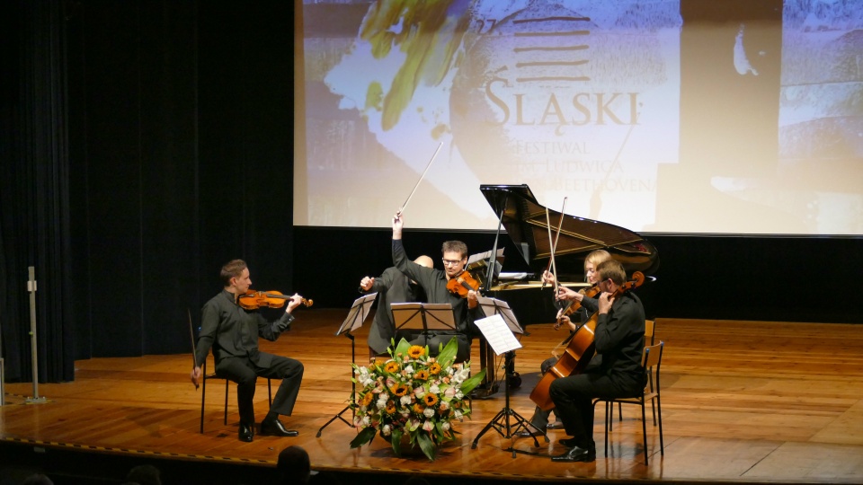 Wojciec Waleczek i AUKSO Quartet na festiwalu beethovenowskim w Głogówku © [fot. Małgorzata Ślusarczyk]