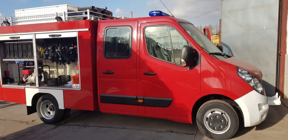 Lekki samochód ratowniczo – gaśniczy. Taki wóz strażacki zasili jednostkę OSP Mochów [zdj. gmina Głogówek]