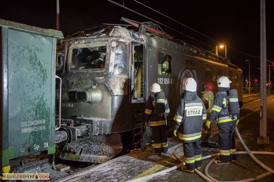 Maszynista pijany, a lokomotywa w ogniu [fot. policja Kluczbork/Łukasz Turek (kluczbork112)]