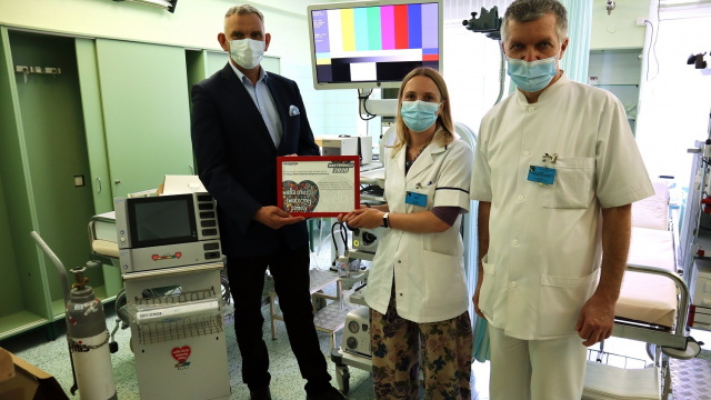 Do Uniwersyteckiego Szpitala Klinicznego w Opolu trafił nowy sprzęt, który ma pomóc w leczeniu dzieci