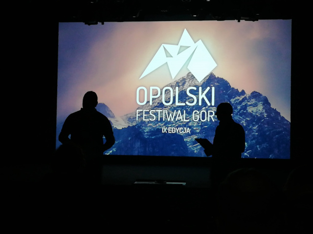 Oficjalne rozpoczęcie IX Opolskiego Festiwalu Gór. Przed uczestnikami wiele ciekawych projekcji filmowych, spotkań i warsztatów