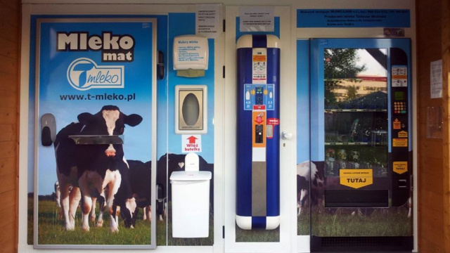W Otmuchowie stanie automat ze świeżym mlekiem. Miasto chce w ten sposób promować lokalne rolnictwo