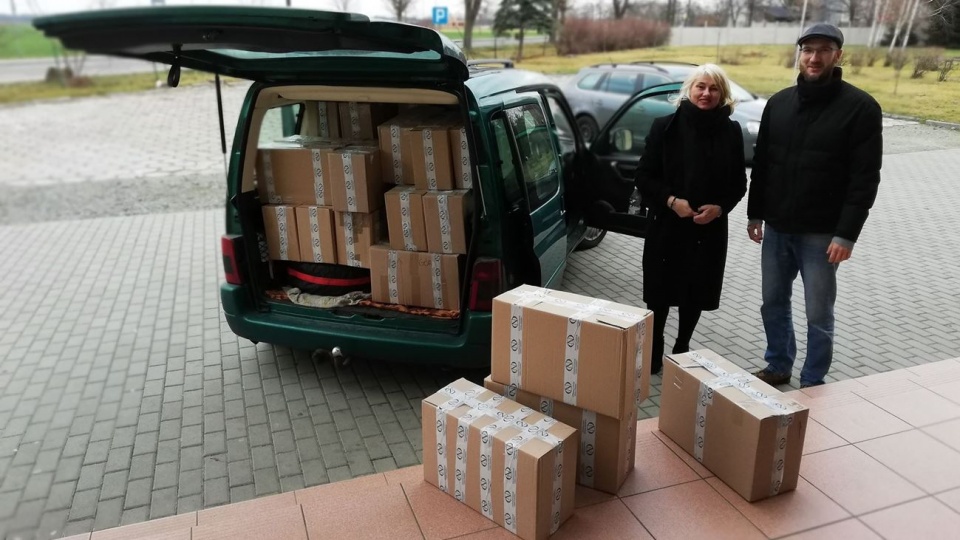 42 paczki z darami trafiły do Polaków na Litwie [fot. ZSP Grodków]