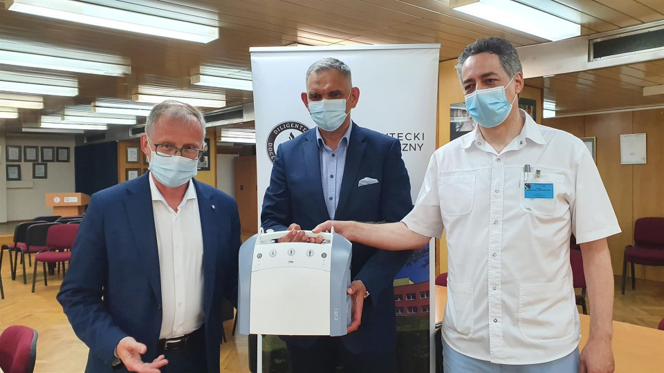 Nowe respiratory trafiły do Uniwersyteckiego Szpitala Klinicznego w Opolu [fot. UMWO]