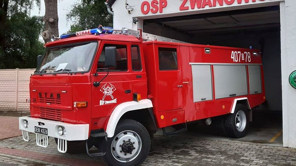 Obecnie jednostka posiada Stara 244, który jest najstarszym wozem pożarniczym w gminie [fot. OSP Zwanowice / Facebook]