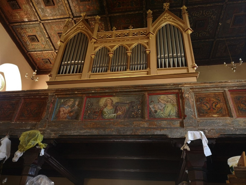 Renowacja kościelnego chóru w Centawie pozwoliła odkryć dawne malowidła [fot. Katarzyna Doros]
