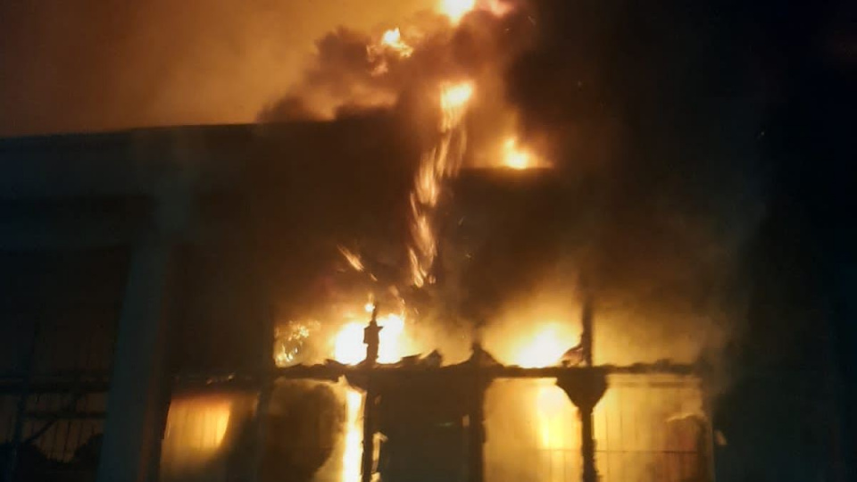 Pożar na terenie fabryki mebli w Głuszynie [fot. Radosław Matysik]
