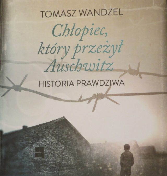 Tomasz Wandzel napisał nową książkę o losach mieszkańca Głuchołaz. To kolejna obozowa powieść