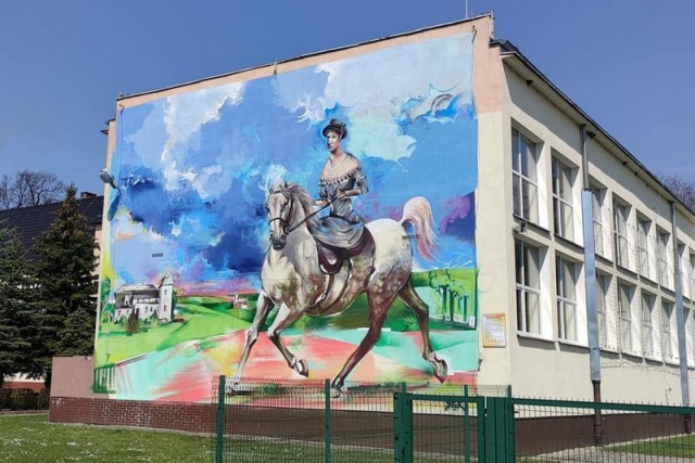 Nowe atrakcje w Długomiłowicach - historyczny mural i rowerowa galeria