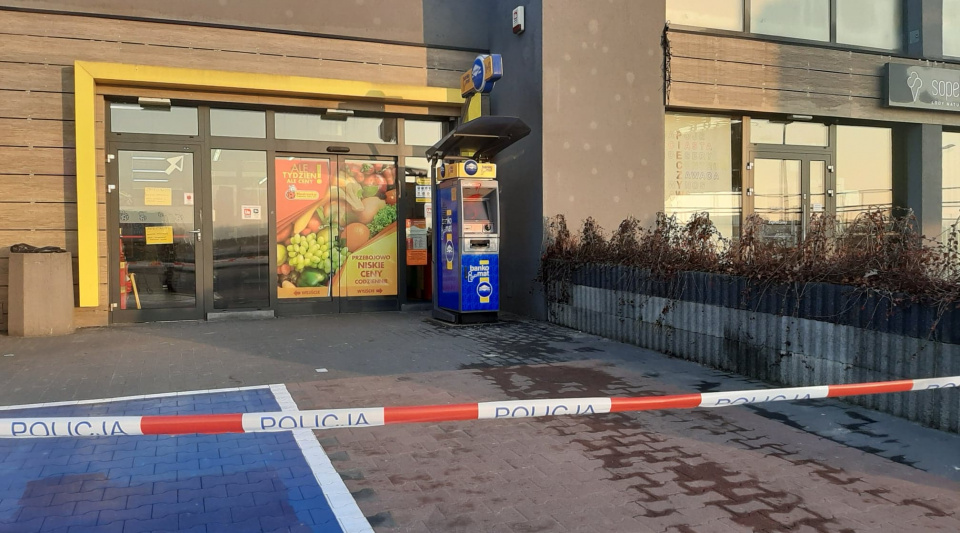 zniszczony bankomat w Zawadzie foto: M.Chałupnik