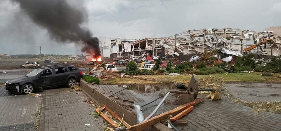 Tornado w Czechach foto:CT24/facebook