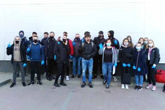 Wsparcie dla ukraińskich uczniów w Kluczborku. Pomoc psychologiczna, transport rodzin i zwolnienie z opłat