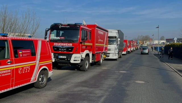 Opolscy strażacy wspierają niemieckich kolegów, którzy jadą w konwoju z pomocą Ukrainie [FILM, ZDJĘCIA]