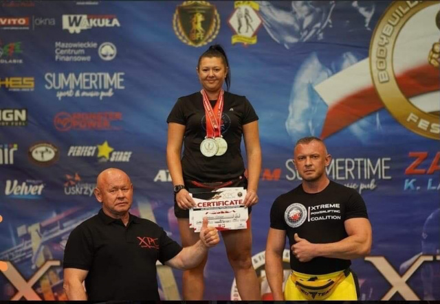 Sabina Oleksy - ponownie najsilniejszą policjantką w Polsce. Pobiła też rekord Europy