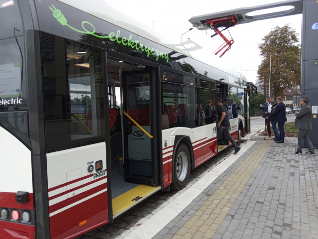 Pierwszy elektryczny autobus już na ulicach Opola. Porusza się bezszelestnie i ekologicznie