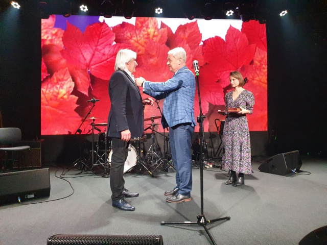 Krzysztof Puma Piasecki odznaczonym medalem Gloria Artis. Były łzy wzruszenia