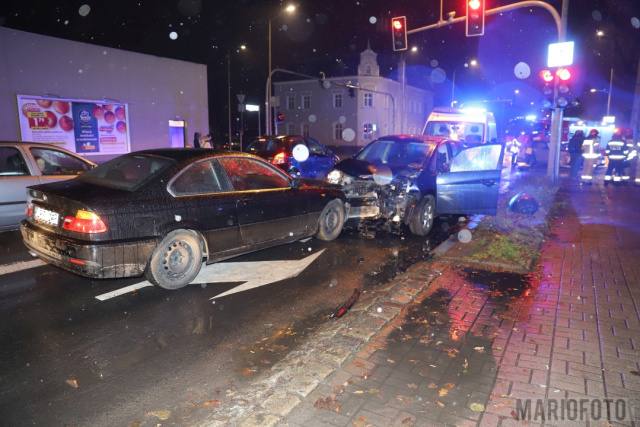 Opole: zderzenie czterech aut na skrzyżowaniu