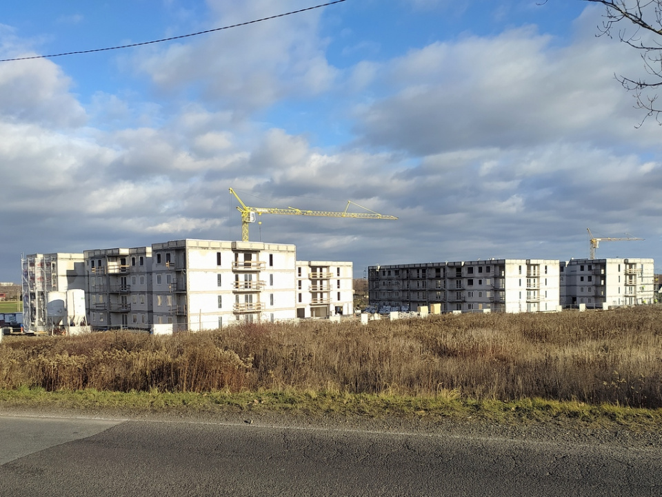 Budowa mieszkań OTBS w Opolu-Winowie [fot. Witold Wośtak]