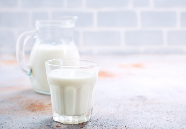 Problemy dostawców mleka z okolic Głubczyc. Czy odzyskają pieniądze [INTERWENCJA]