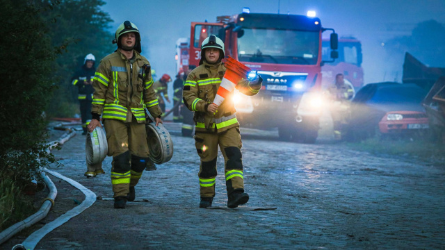 Opolskie służby ratunkowe na wystawie fotograficznej w Opolu