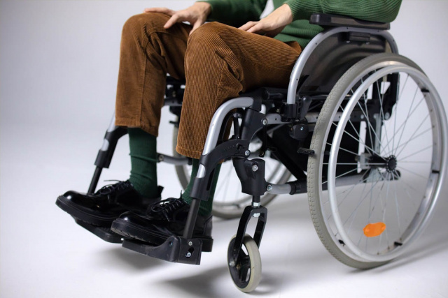 Powiat prudnicki: wzrośnie wynagrodzenie asystenta osoby niepełnosprawnej