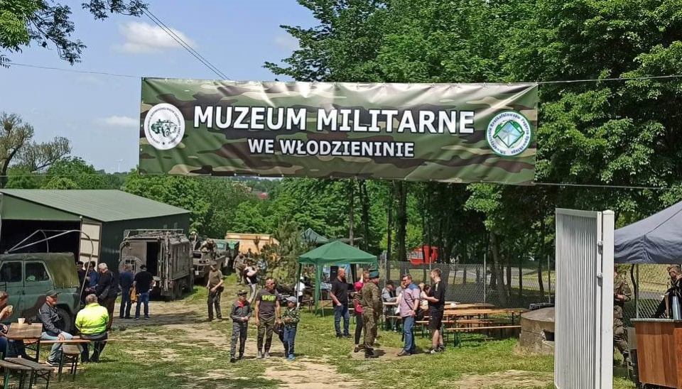 Otwarcie muzeum militarnego we Włodzieninie - [fot: Grzegorz Frankowski]