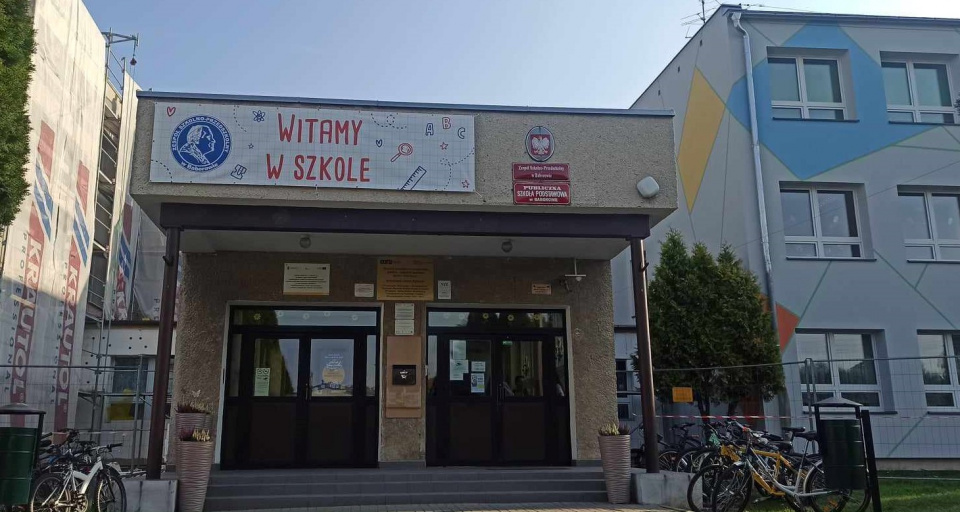 Remontowana szkoła w Baborowie - [fot: Grzegorz Frankowski]