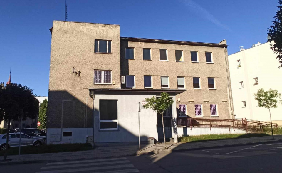 Budynek byłego wydziału komunikacyjnego starostwa w Głubczycach - [fot: Grzegorz Frankowski]