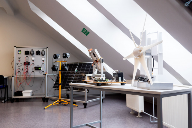 Laboratorium energii odnawialnej otwarto na Politechnice Opolskiej [ZDJĘCIA]