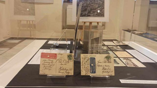 Muzeum w Głubczycach zaprasza na wystawę archiwalnych pocztówek