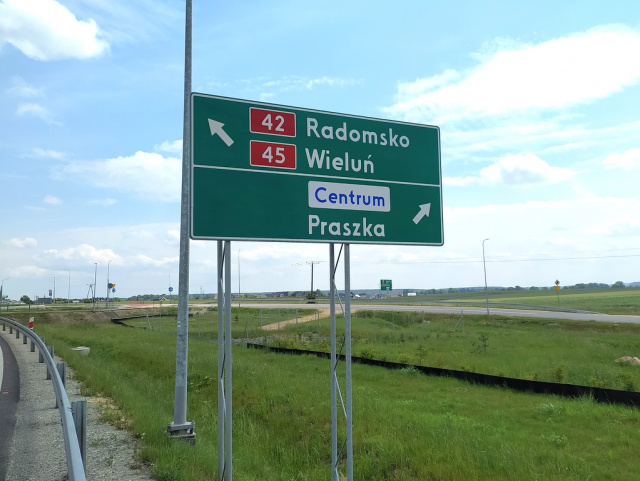 Kierowcy myślą, że jadą do Praszki, a lądują w Gorzowie Śląskim. Będzie zmiana tablic
