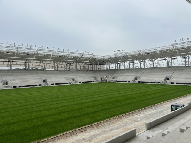 Za pół roku nowy stadion w Opolu powinien być gotowy. Murawa już czeka