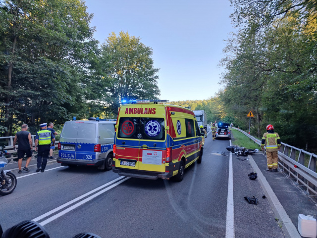 Kolejne drogowe utrudnienia w regionie po wypadku. Na DK11 zderzyły się dwa motocykle [AKTUALIZACJA]