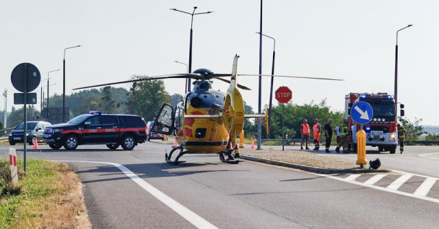 Wypadek w Ligocie Górnej. Ranny pasażer motocykla