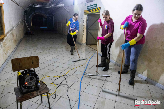 Trwa sprzątanie szkół w Nysie. Młodzież wróci do nauki najprawdopodobniej po weekendzie