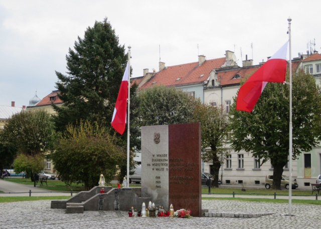 Prudnickie obchody Święta Niepodległości z okolicznościowym koncertem poezji śpiewanej