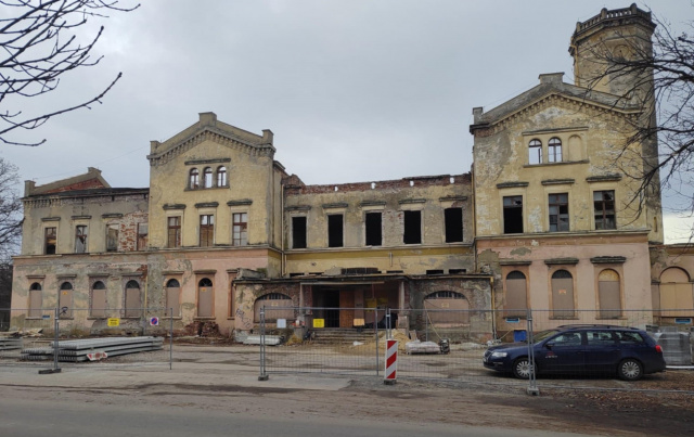 Wydłuża się remont dworca kolejowego w Głubczycach. Samorząd szuka nowego wykonawcy