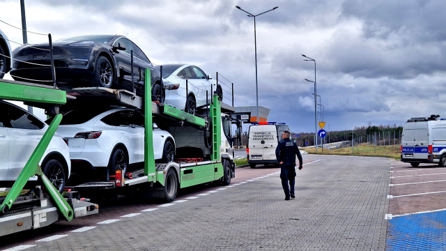 Nietrzeźwy kierowca lawety zatrzymany na autostradzie A4