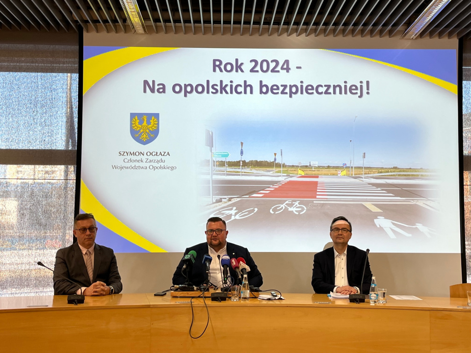 ZDW planuje wydać 346 milionów złotych na infrastrukturę drogową [fot. Monika Matuszkiewicz]