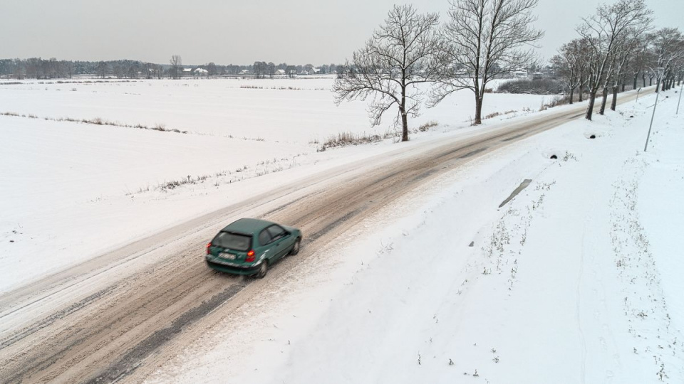 Zima na drogach regionu [fot. Maciej Marciński]