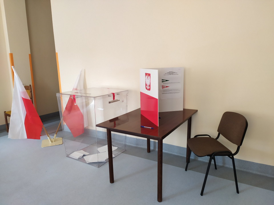 Lokal wyborczy w szpitalu MSWiA w Opolu [fot. Anna Kurc]